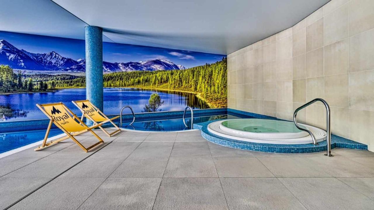 Royal Prestige Collection Z Prywatnym Jacuzzi - Stone Hill Resort Z Basenem I Saunami 스클라르스카포렘바 외부 사진
